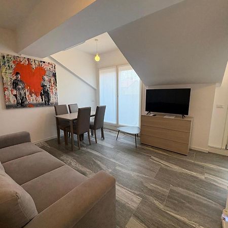 Essential Apartment Sesto San Giovanni Ngoại thất bức ảnh