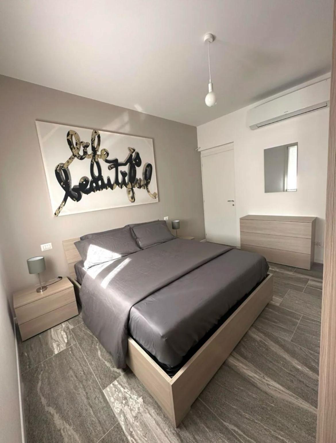 Essential Apartment Sesto San Giovanni Ngoại thất bức ảnh