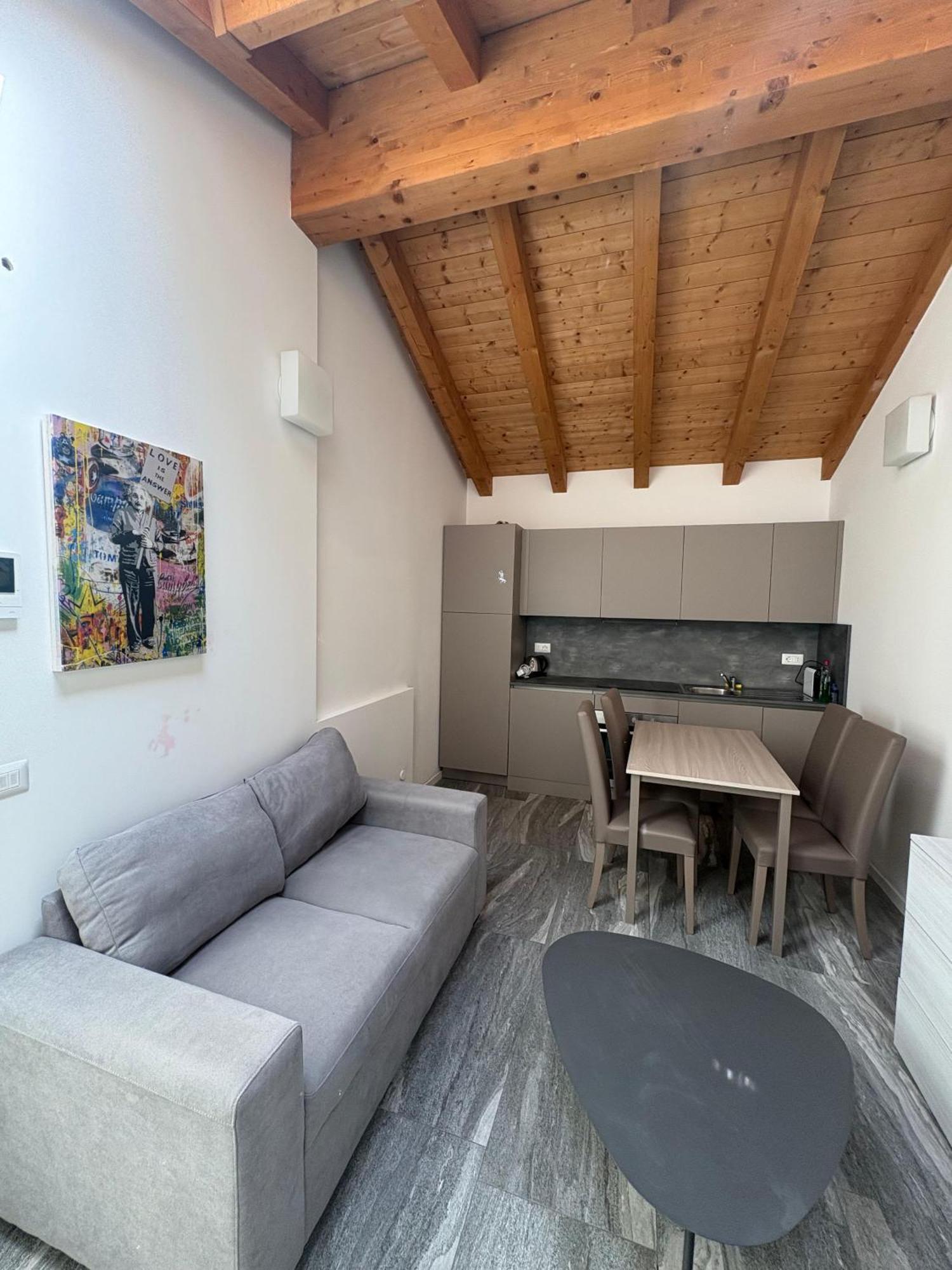 Essential Apartment Sesto San Giovanni Ngoại thất bức ảnh